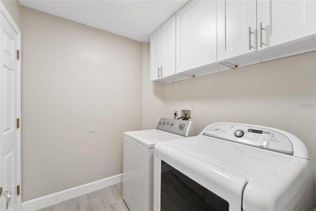 Building Photo - 12429 Holly Jane Ct