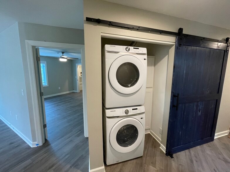 Full Sized Appliances - W164N8925 Water St