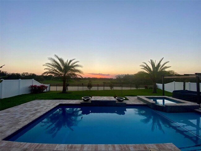 Building Photo - 14807 Winter Stay Dr