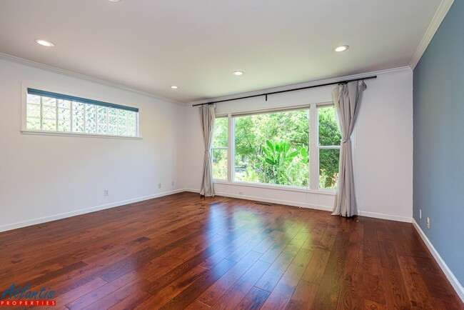 Building Photo - Charming Willow Glen Home