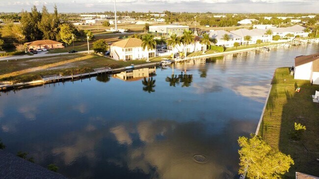 Building Photo - 419 SW 4th St