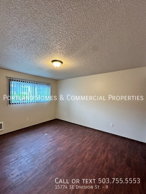 Building Photo - 15774 SE Division St