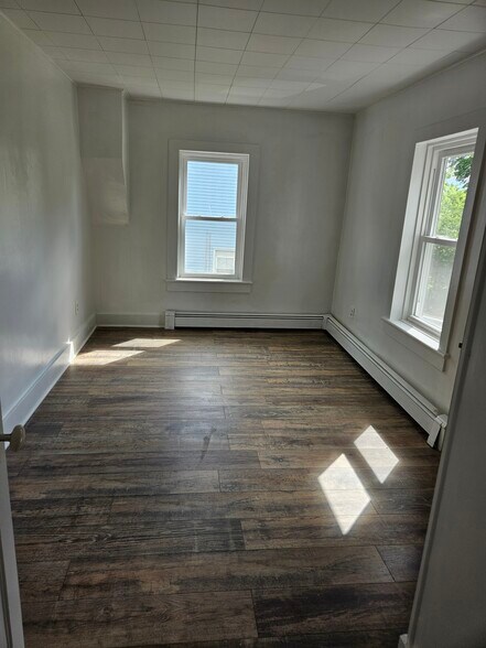 bedroom 1 - 434 W Front St