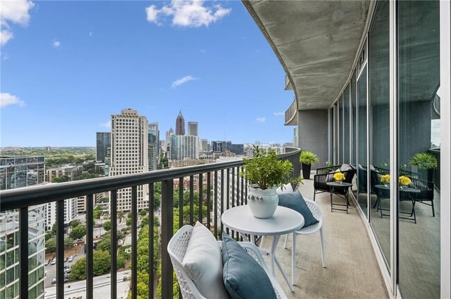 Building Photo - 1080 Peachtree St NE