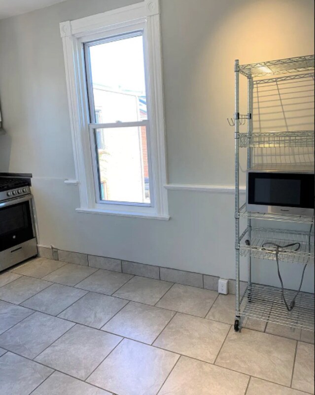 Building Photo - 2329 Larkins Wy