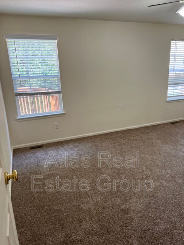 Building Photo - 8179 S Mobile Way