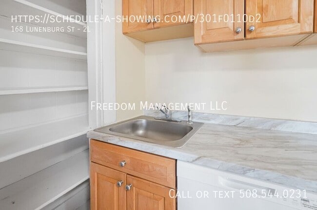 Building Photo - 168 Lunenburg St