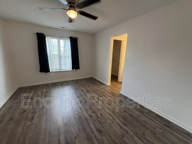 Building Photo - 2318 Turtle Point Dr