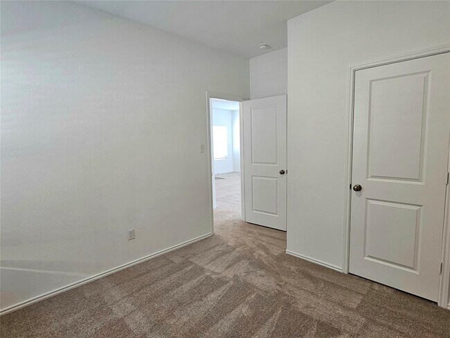 Building Photo - 418 Paddlefish Ln