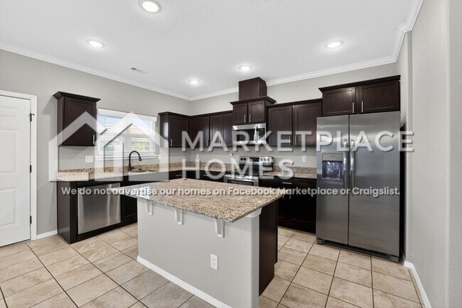 Building Photo - 6803 SW Chalkstone Rd