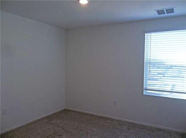 Building Photo - 15209 Spruce Frost Cv