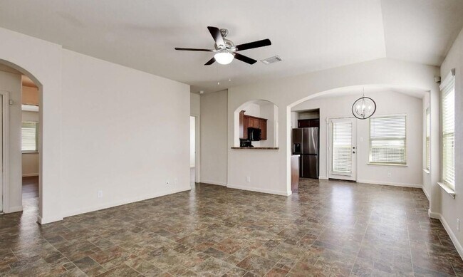 Building Photo - 409 Teron Dr