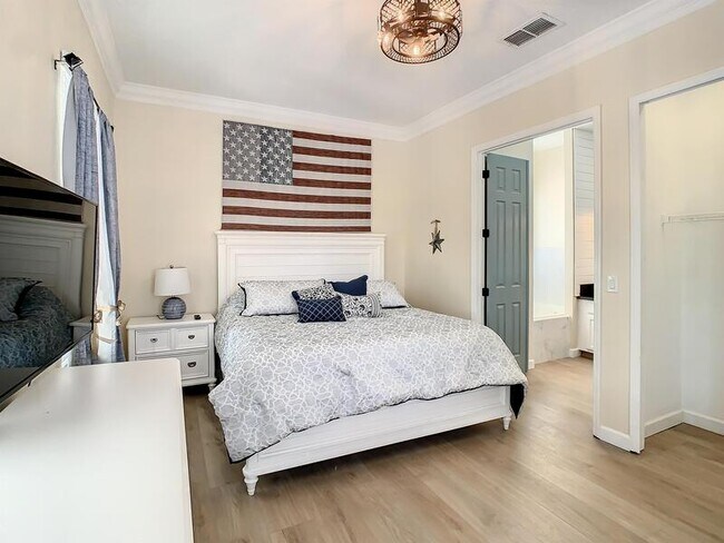 Building Photo - 7409 Sparkling Ct