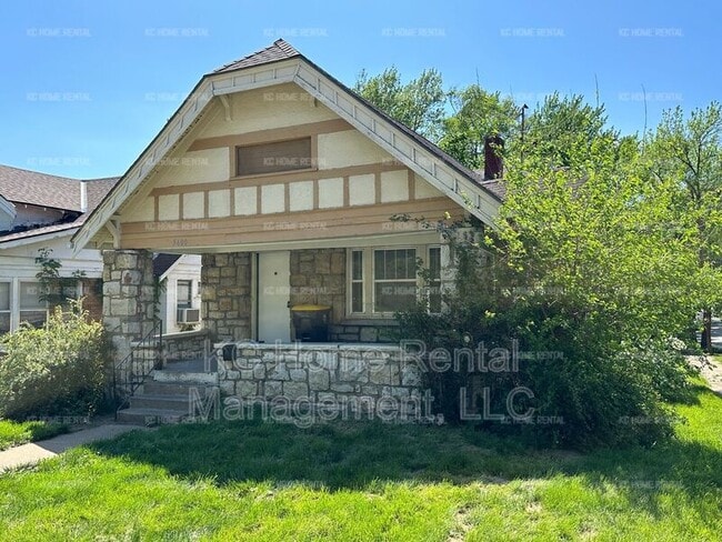 Building Photo - 5600 Park Ave