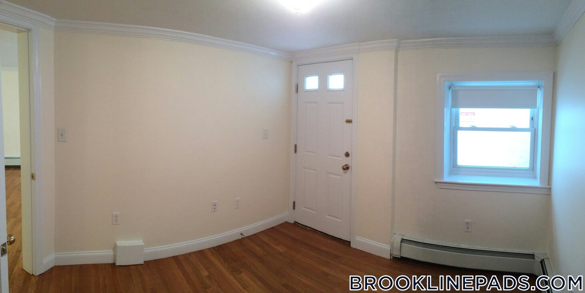 Building Photo - 1539 Beacon St