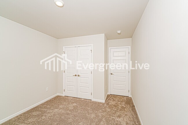 Building Photo - 212 Exeter St