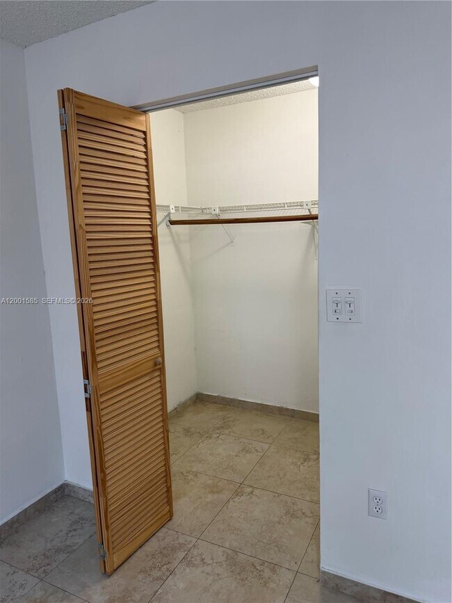 Building Photo - 8851 NW 119th St