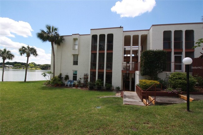Building Photo - 522 Orange Dr