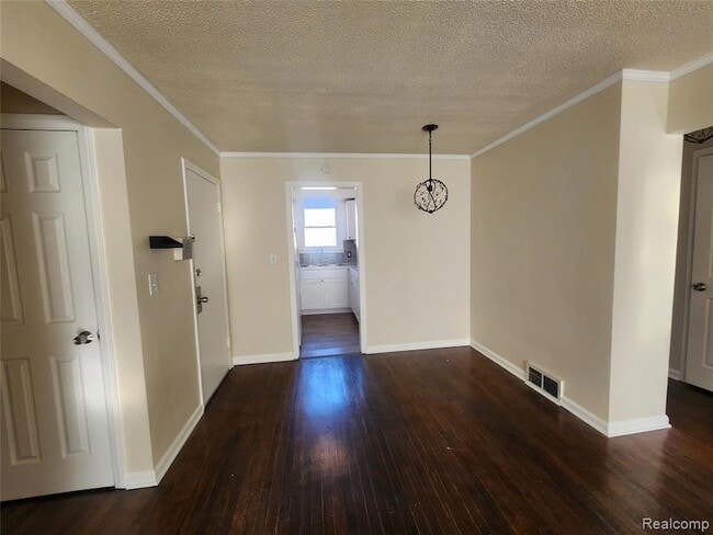 Building Photo - 20248 Schaefer Hwy