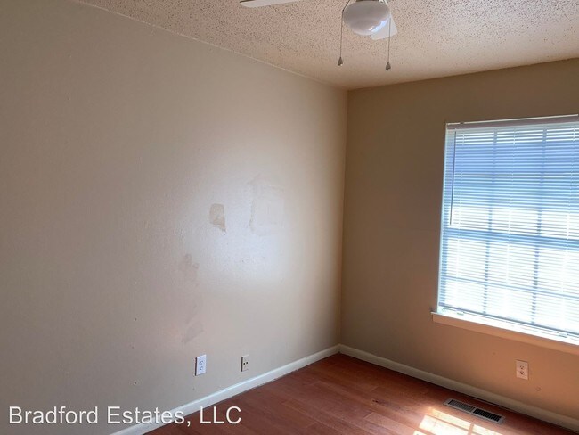 Building Photo - 6310 Colonel Glenn Rd