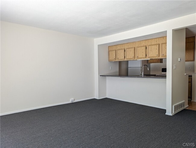 Building Photo - 8217 Trevi Ln