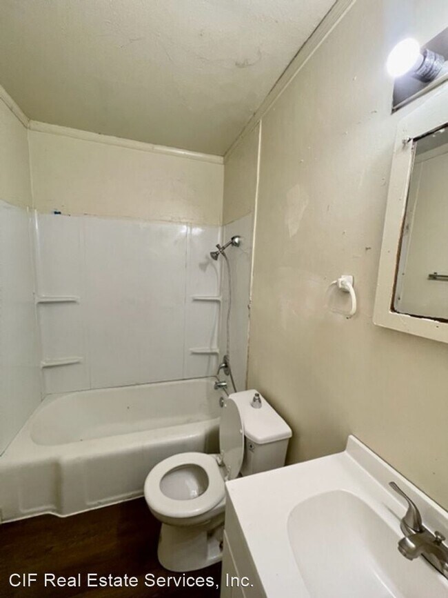 Building Photo - 3 br, 1 bath House - 3833 Rolando St