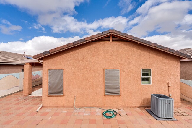 Building Photo - 10252 E Wasp Spring Dr