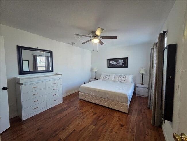 Building Photo - 803 Caribbean Dr