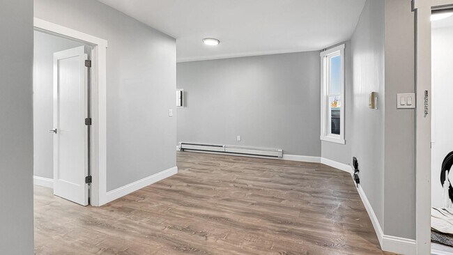 Building Photo - 97 Reservoir Ave