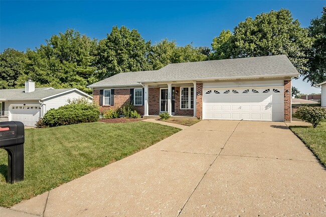 Building Photo - 2941 Park Valley Dr