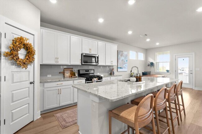 Building Photo - 7210 Travertine Spring Dr