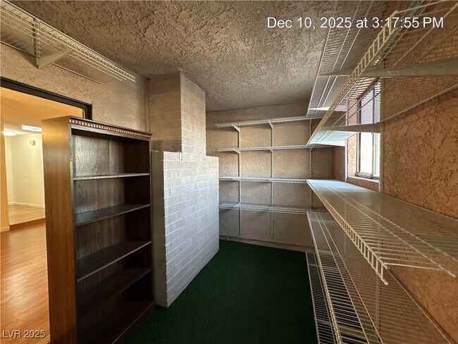 Building Photo - 4680 Gatos Ct