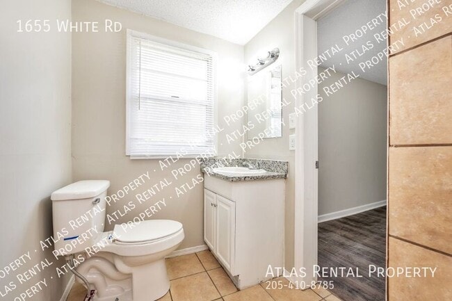 Building Photo - 1655 White Rd