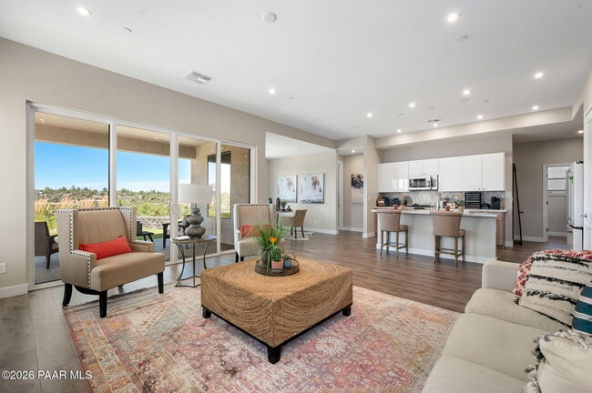 Building Photo - 1332 Rockwood Dr