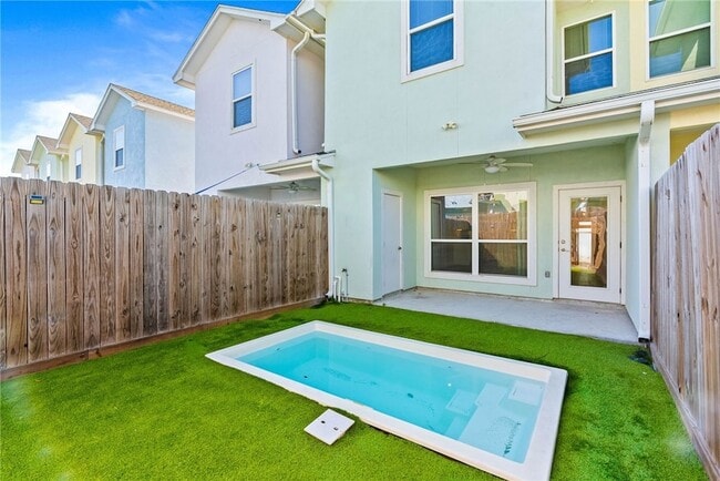 Building Photo - 14010 Fortuna Bay Dr