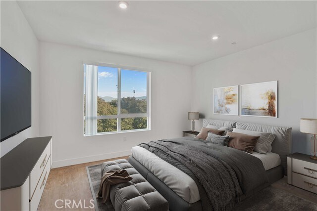 Building Photo - 8750 Sepulveda Blvd