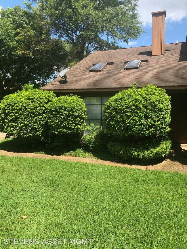 Building Photo - 1 br, 1 bath House - 3253 Eastwood Drive