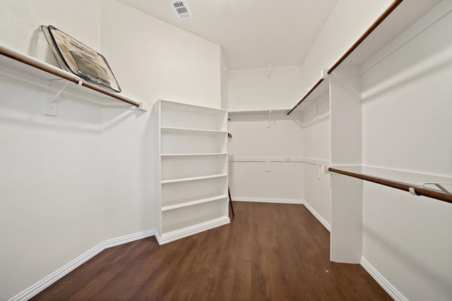 Building Photo - 3700 Wagon Wheel Dr