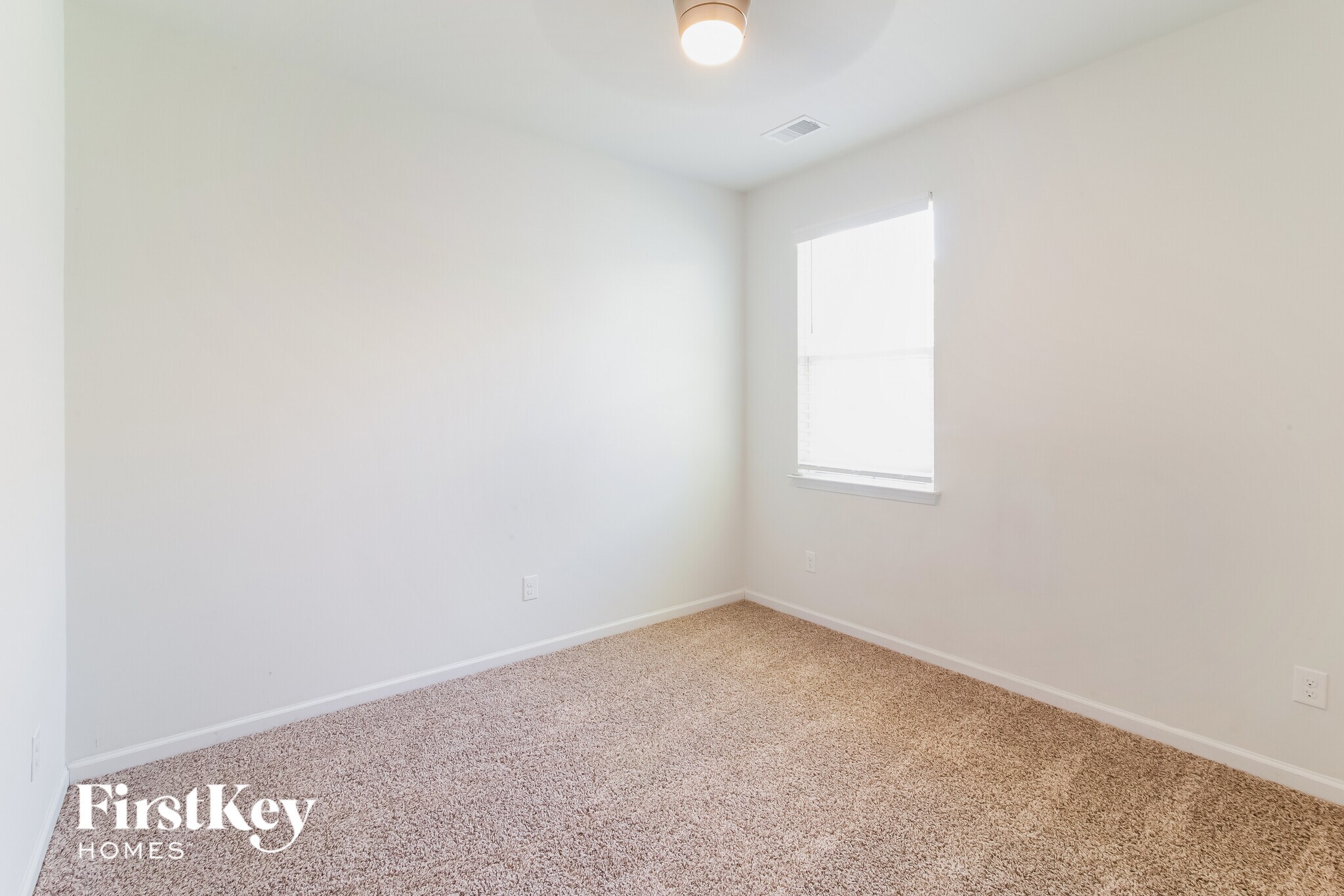 Building Photo - 624 Wayton Cir