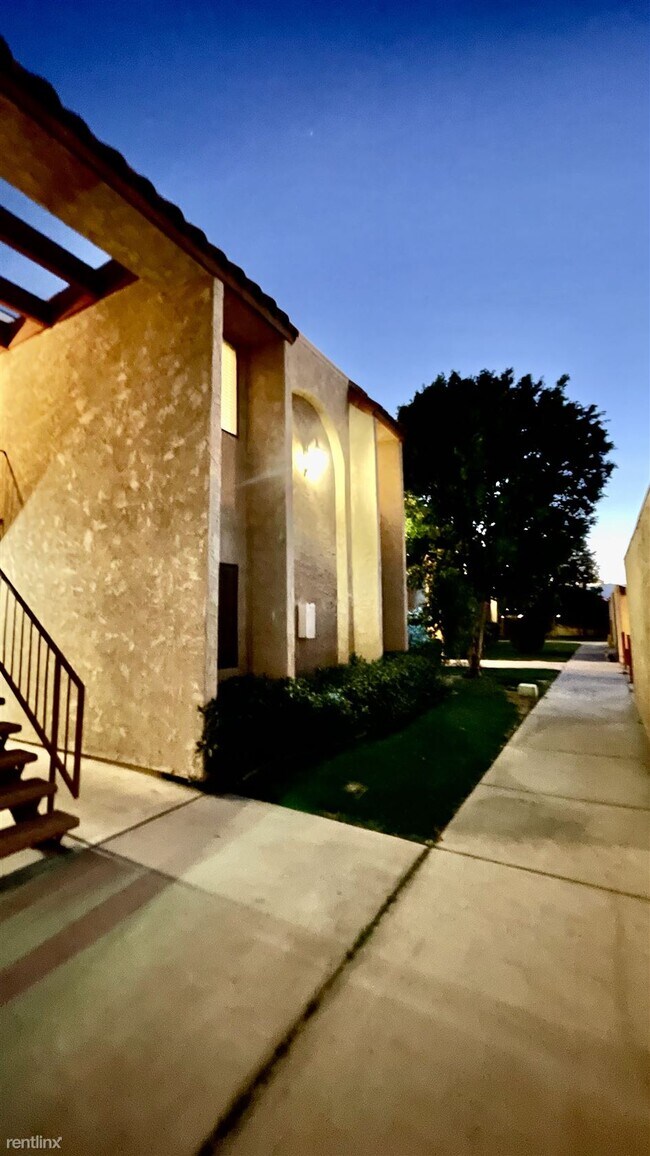 Building Photo - 1 br, 1 bath Condo - 81840 Avenue Del Mar ...