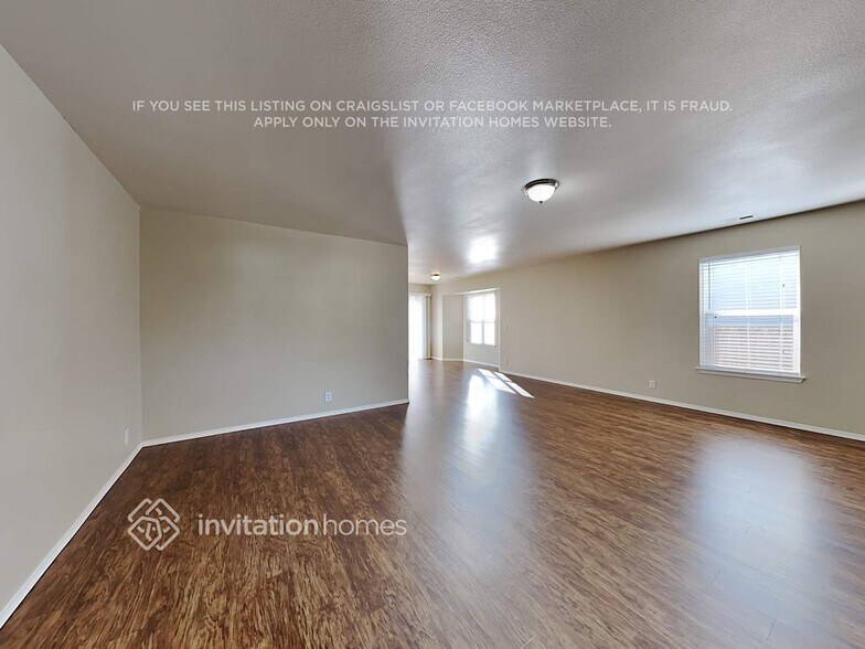 Building Photo - 1103 Boatman Ave NW