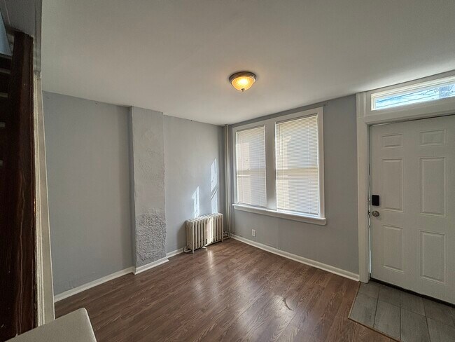 Building Photo - 3240 Tilton St