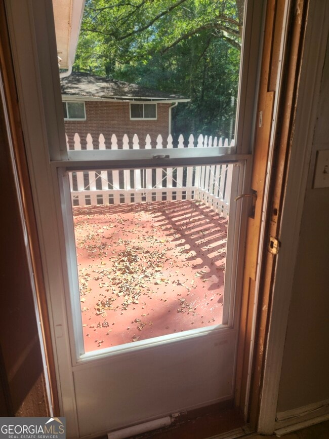 Building Photo - 2828 Engle Rd NW