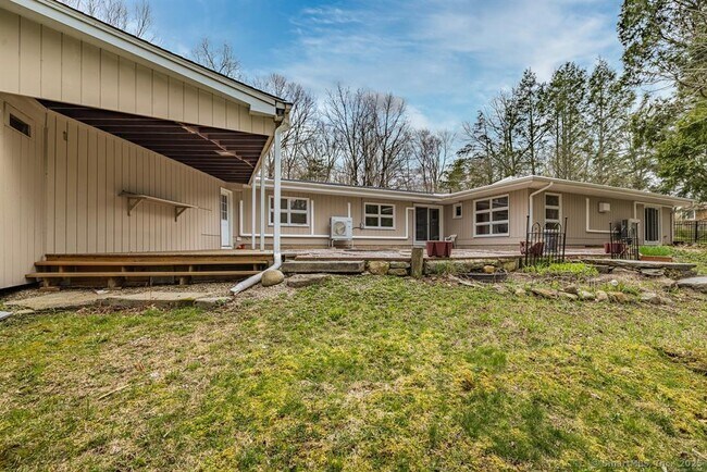 Building Photo - 141 Gurleyville Rd