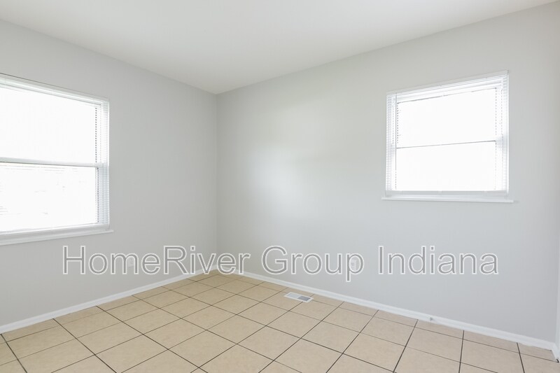 Building Photo - 4332 Exmoor Ct