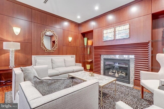 Building Photo - 11760 Sunrise Valley Dr