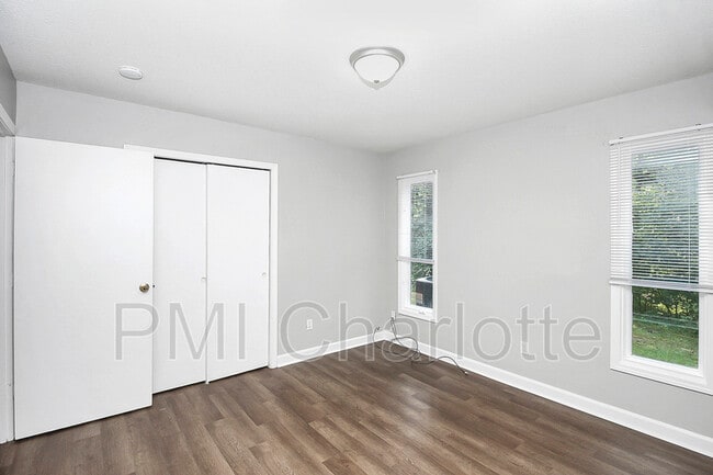 Building Photo - 4722 NC-73