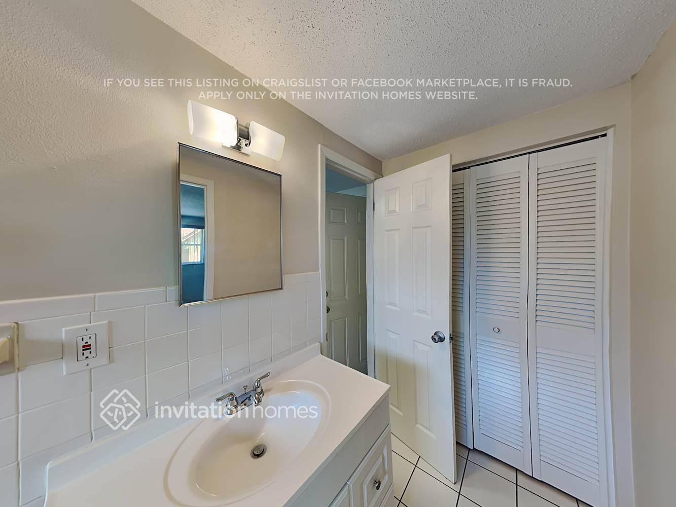 Building Photo - 4005 Prado Dr