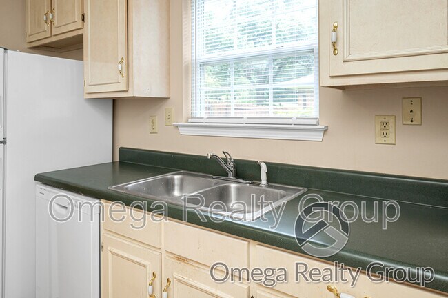 Building Photo - 4267 Springview Dr