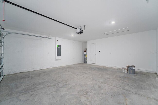 Building Photo - 381 Singing Sands Cir